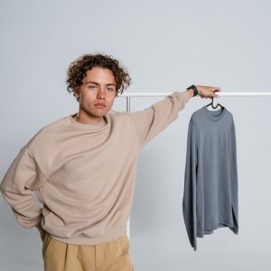 Stone Pullover Crew Sweatshirt (M) Stone Pullover Crew Sweatshirt (M)