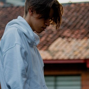 Washed Blue Pullover Hoodie (W) Washed Blue Pullover Hoodie (W)